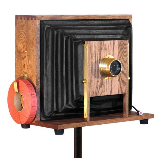Fotio - A Vintage Camera Photo Booth