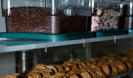 D'Amico & Sons Pastry Cart