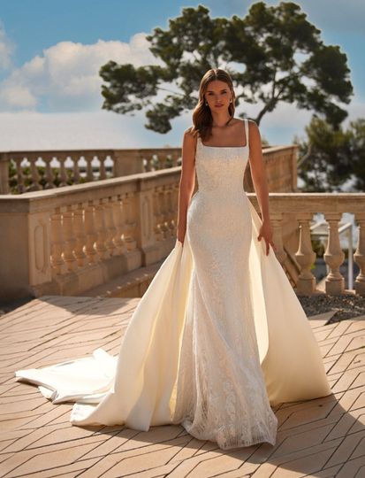 Faithful and True Bridal House