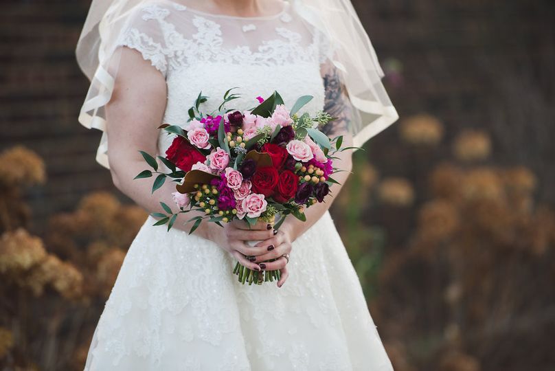 The Farmer S Daughter Flowers Flowers Pittsburgh Pa Weddingwire