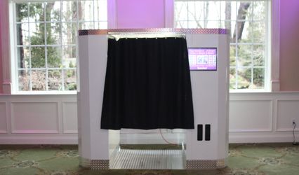 Photo Booth Rentals by Ish Events
