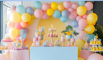 Lux Balloon & Bloom Decor