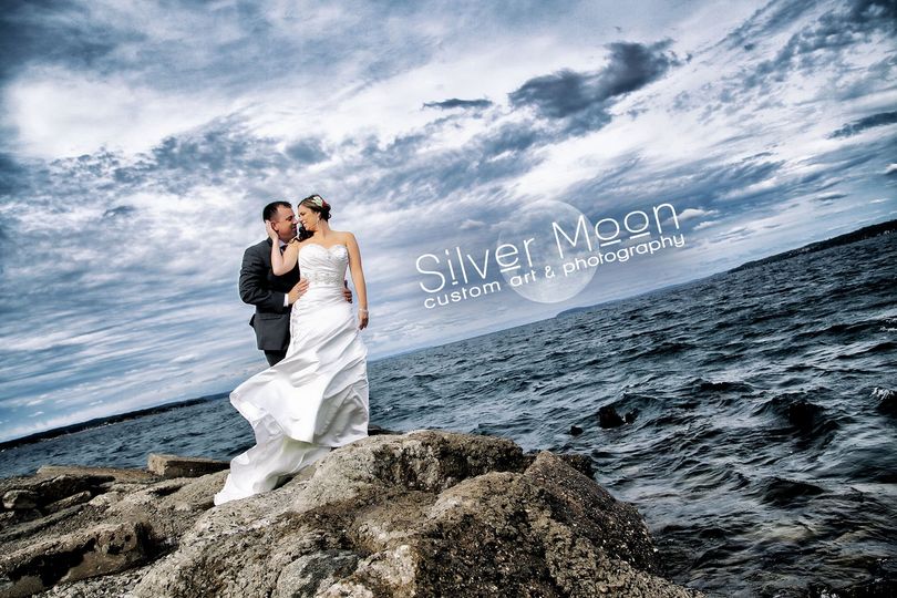 Silver Moon Custom Art & Photography