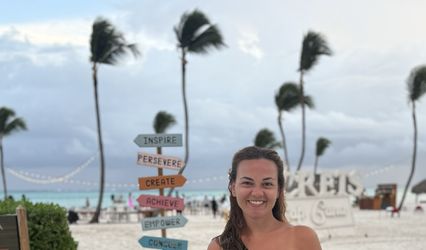 Travel by Taylor