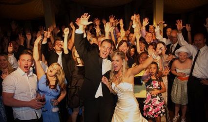Special Event Entertainment - Mobile DJs