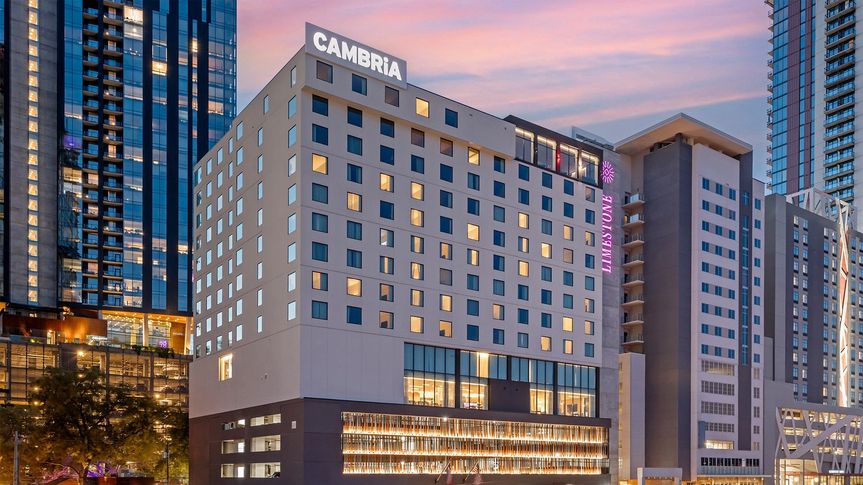 Cambria Hotel Austin Downtown