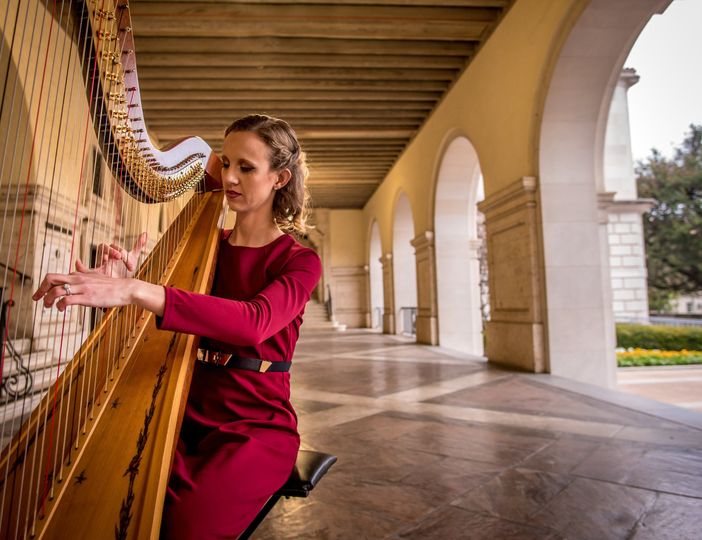 Brittany Burns, Harpist