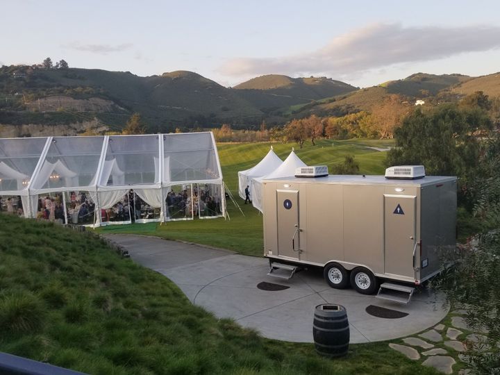 OES Luxury Mobile Restrooms