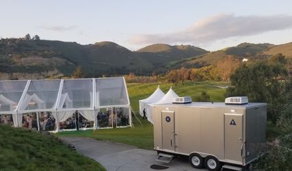 OES Luxury Mobile Restrooms
