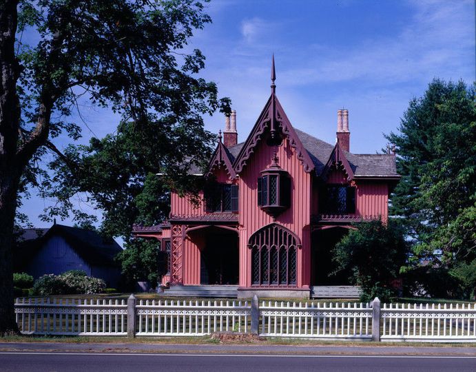 Roseland Cottage Gardens and Carriage House