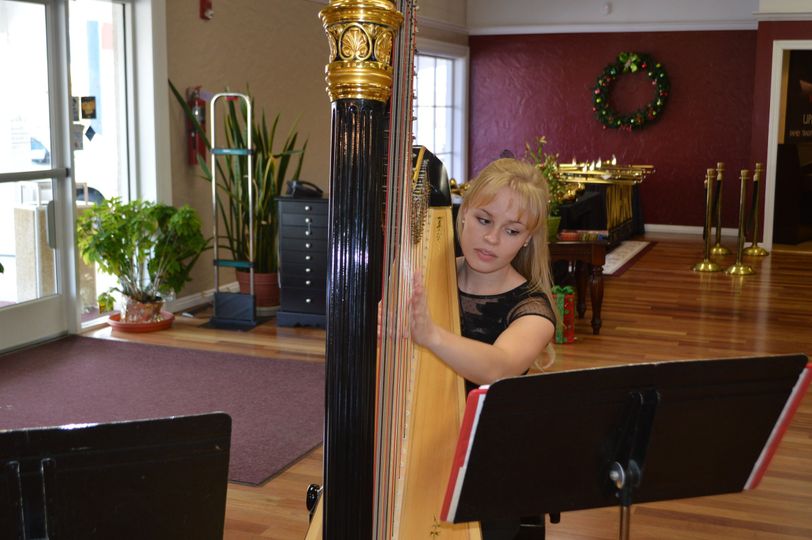 Annie Clark Harpist