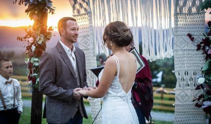 Serenity Hill Farm and Wedding Venue