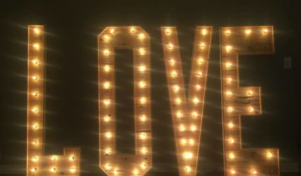 Love Sign Rental