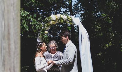 Michelle Gets You Hitched