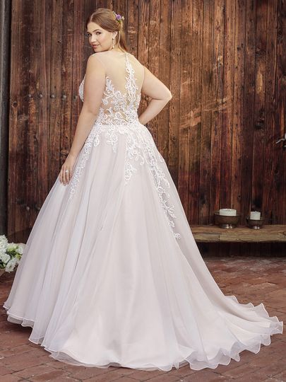 The Curvy Bride Boutique Dress Attire Tulsa Ok Weddingwire