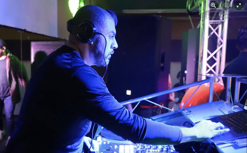 DJ Azuquita