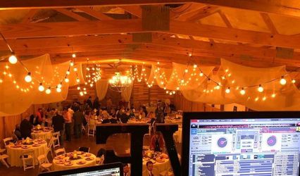 806 Dj's and Karaoke