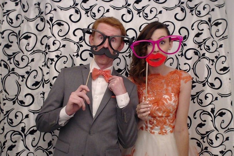 MTH Photobooth & DJ Service