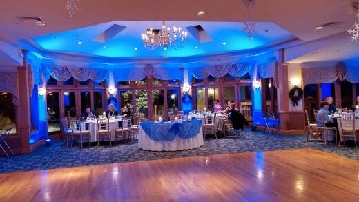 DJ Dave Lynch w/Uplighting