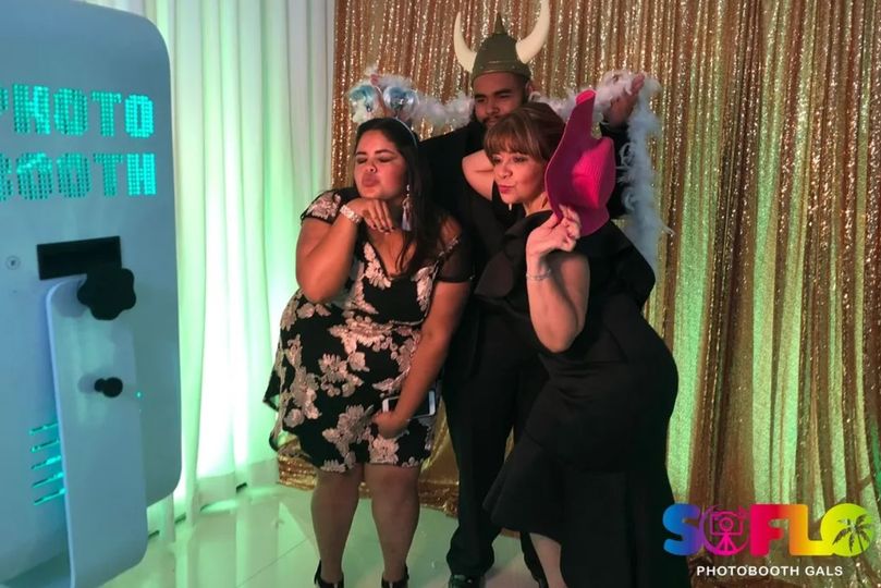 SoFlo Photobooth Gals