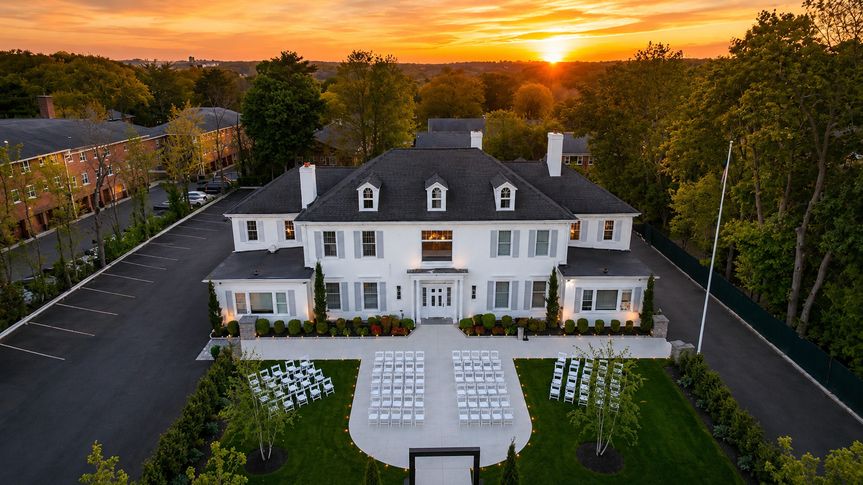 Mansion on Broadway