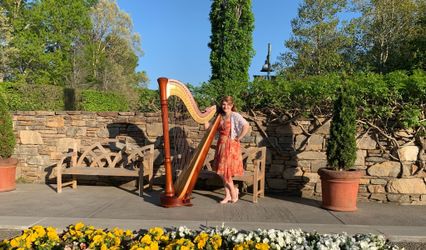 Adrianna Wolaver, Harpist