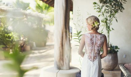 The Flow Salon —A Boho Bridal Beauty Boutique