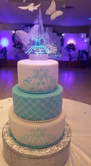 Glenda S Goodies Wedding Cake West Palm Beach Fl Weddingwire