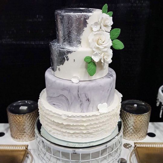 Honey Bee Cakes Wedding Cake El Paso Tx Weddingwire