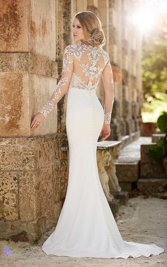 White Of Dublin Dress Attire Dublin Oh Weddingwire