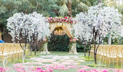 Disney’s Fairy Tale Weddings & Honeymoons