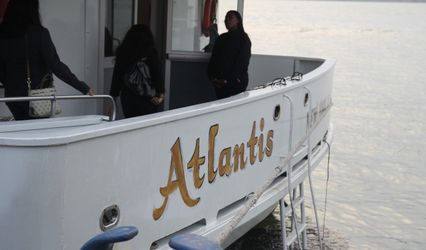 Francescas Touch of Class-Premium Yacht Charter