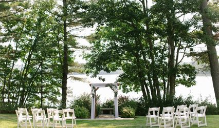 Wolf Cove Inn