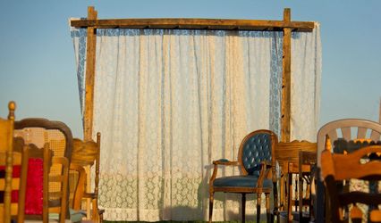 Rustique Rentals