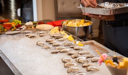The Oyster Lover: Premier Mobile Raw Bar