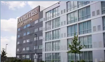 DoubleTree by Hilton Omaha Southwest