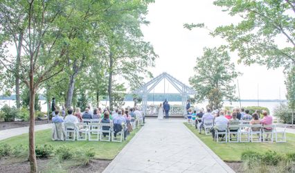 Tonya Agosto Photography, LLC
