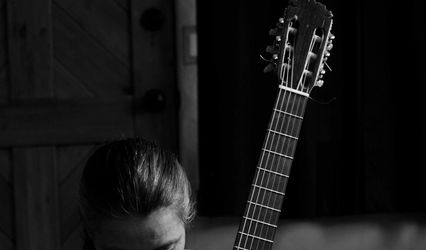 Petra Guitar