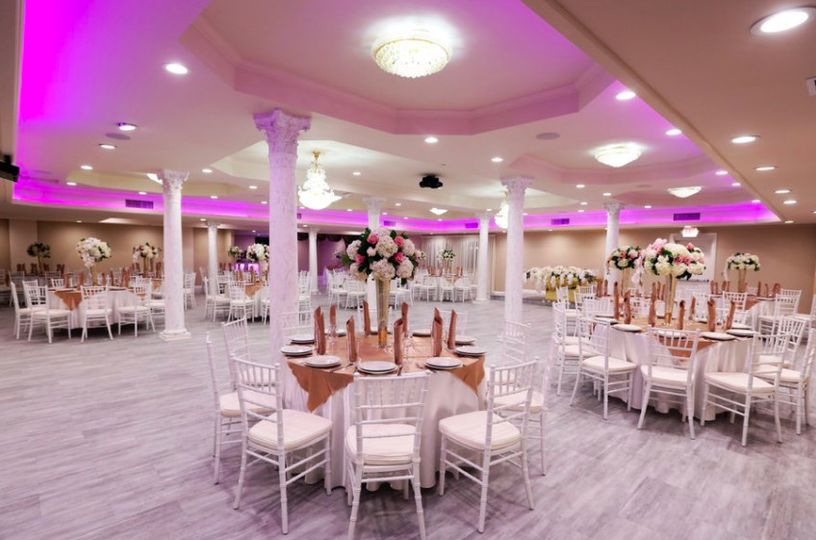 Venus Banquet Hall Venue Winnetka Ca Weddingwire