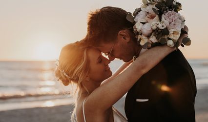 Finding Light Photography