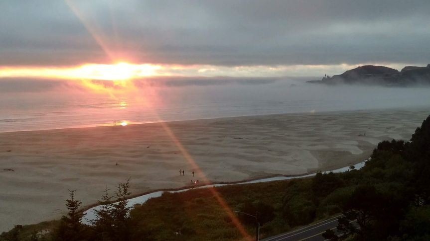 Best Western Agate Beach Inn