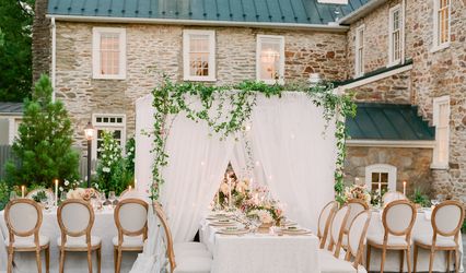 The Red Fox Inn & Tavern