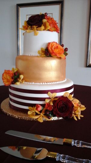 Wanda S Cake Decorating Wedding Cake Centreville Va Weddingwire