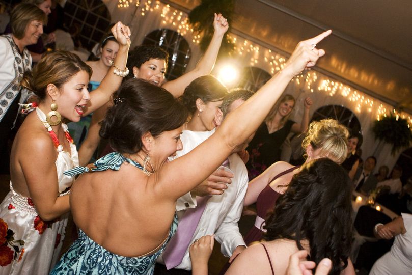 Sound Obsession DJ & Photo Booth Entertainment Service