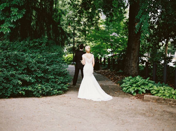 Sincerely Weddings