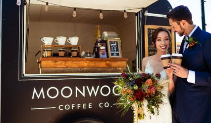 Moonwood Coffee & Bakery