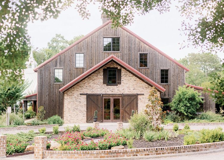 The Carriage House by Walters Wedding Estates