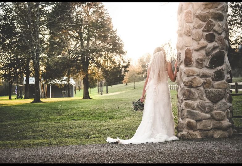 Collier Creek Wedding Barn & Cabins