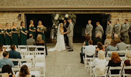 Whitetail Lodge And Banquet Hall