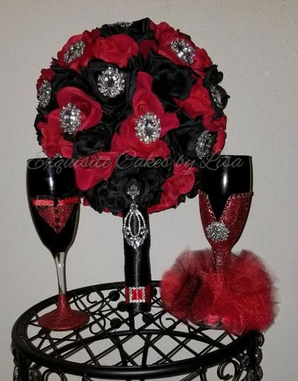 Exquisite Cakes by Lisa
